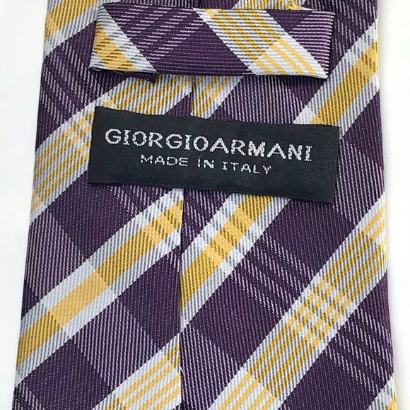 Giorgio Armani 100% designer luxury silk tie.  NWOT! - Picture 4 of 7